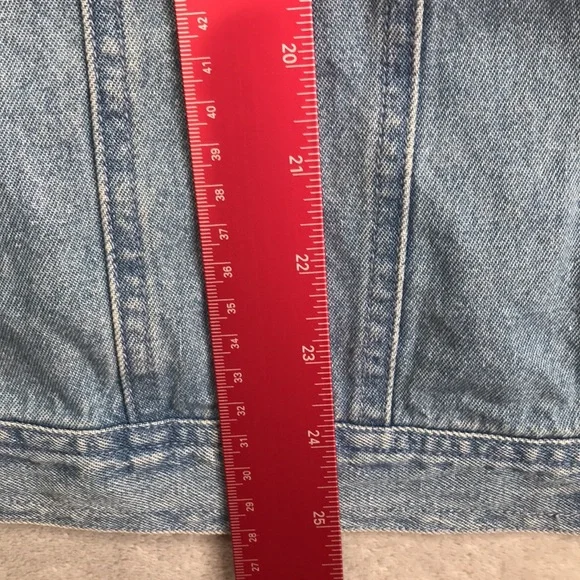 Quacker Factory Floral Embroidered Denim Vest Size 1X - Picture 8 of 9